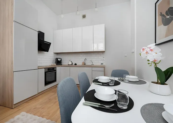 Roosevelta 25 Center By Solarento * Wrocław