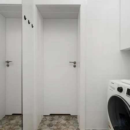 Roosevelta 25 Center By Solarento Apartman *