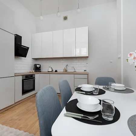 Roosevelta 25 Center By Solarento * Wrocław