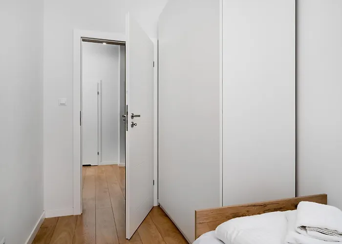 Roosevelta 25 Center By Solarento